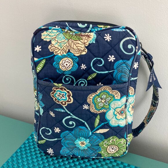 Bella Taylor Travel Cosmetic Jewelry Zip Around Case - Picture 2 of 16